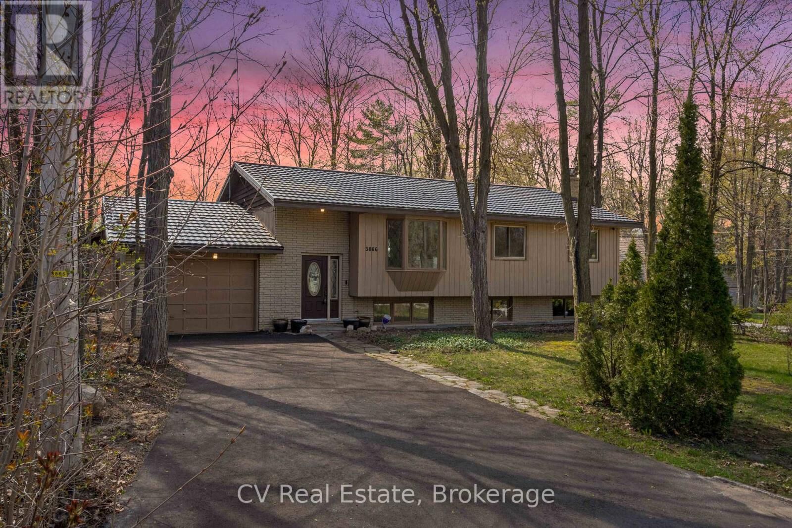 Property Photo:  3866 Dixon Road  ON L9S 2R9 