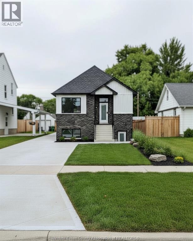 Property Photo:  987 Ford Boulevard 1  ON N8S 2E8 