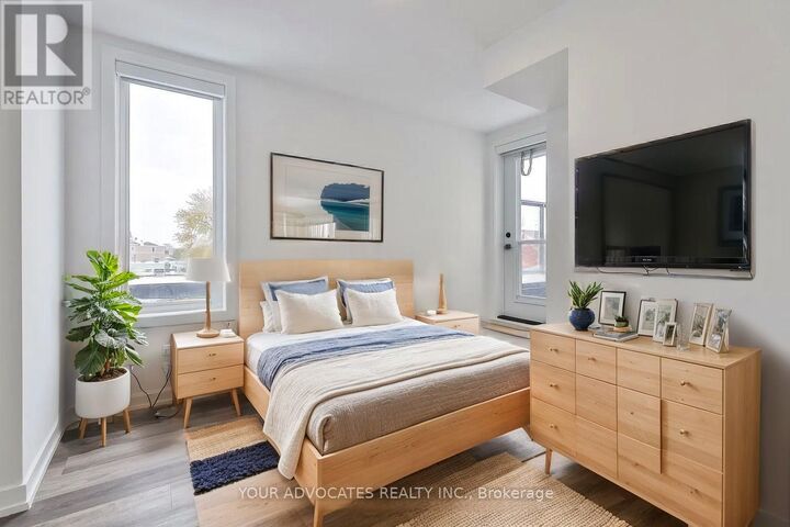 Property Photo:  9 Vivian Road  ON M1M 0E4 
