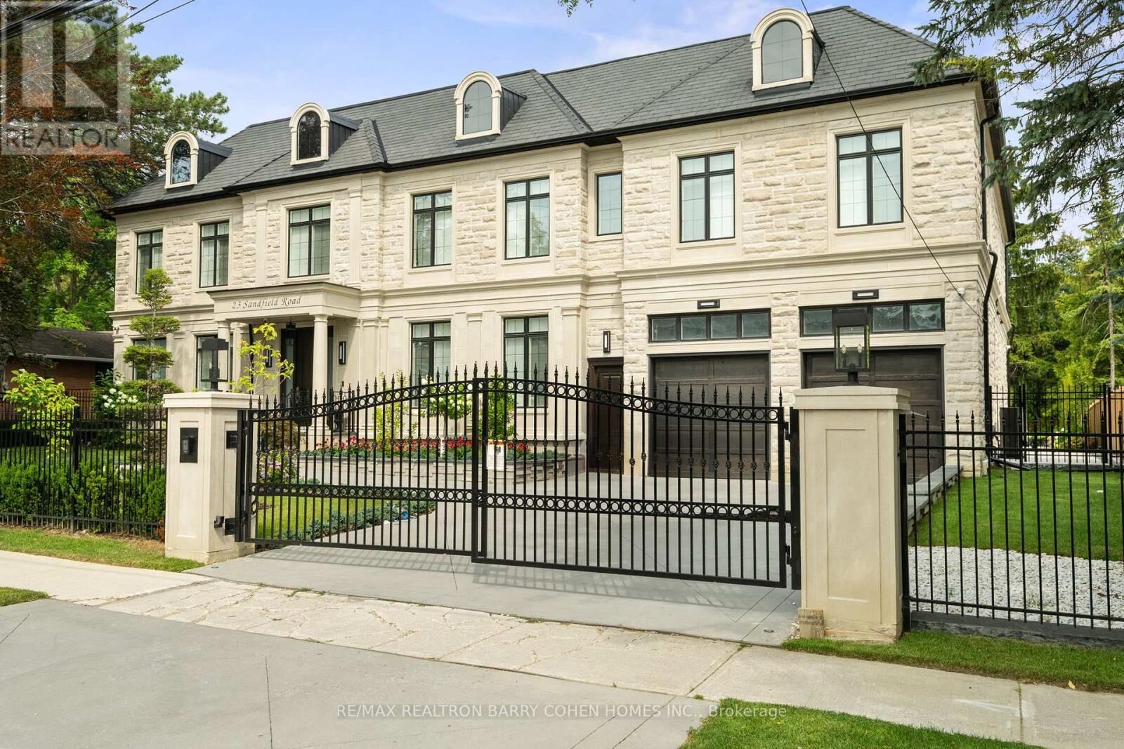 Property Photo:  23 Sandfield Road  ON M3B 2B5 