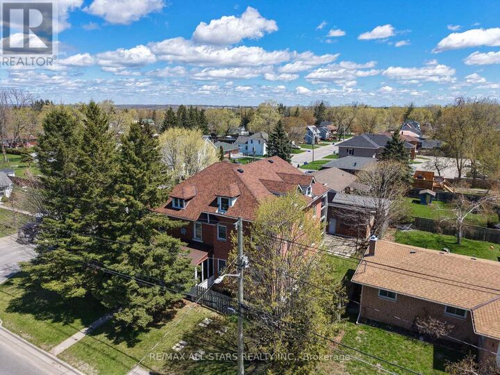 Property Photo:  94 Adelaide Street North  ON K9V 4L5 