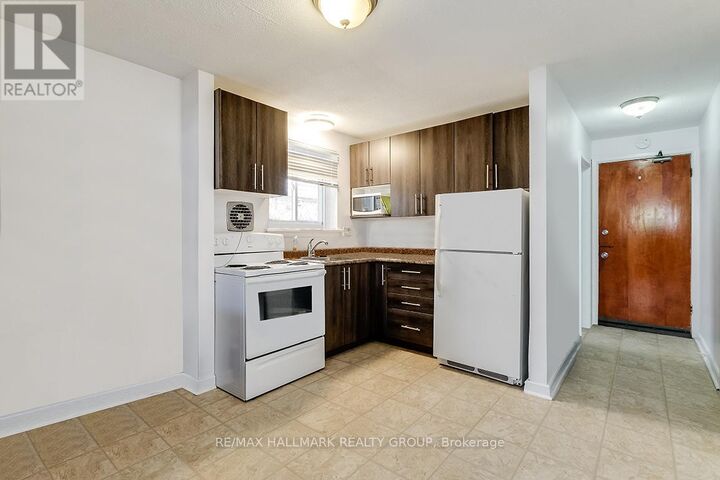 Property Photo:  296 St Patrick Street 1  ON K1N 5K5 