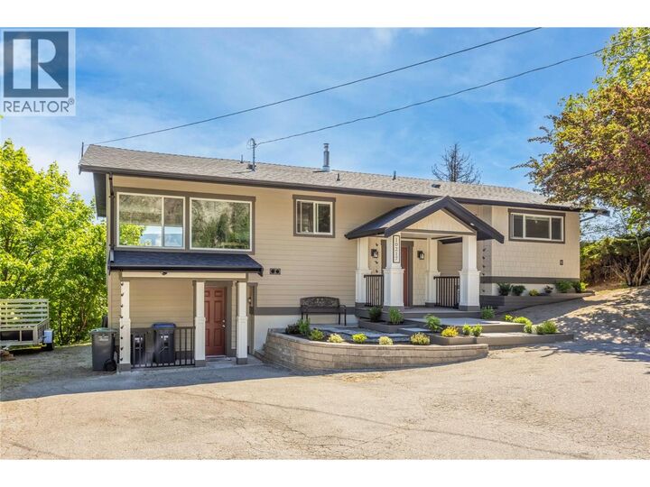 Property Photo:  10217 Giants Head Road  BC V0H 1Z7 