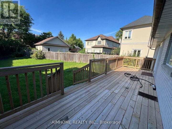 Property Photo:  60 Pomander Road  ON L3R 1X7 