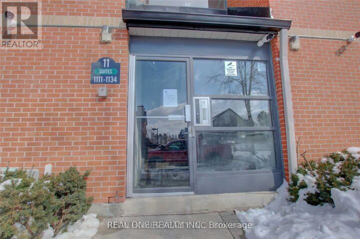 Property Photo:  1450 Glen Abbey Gate 1113  ON L6M 2V7 