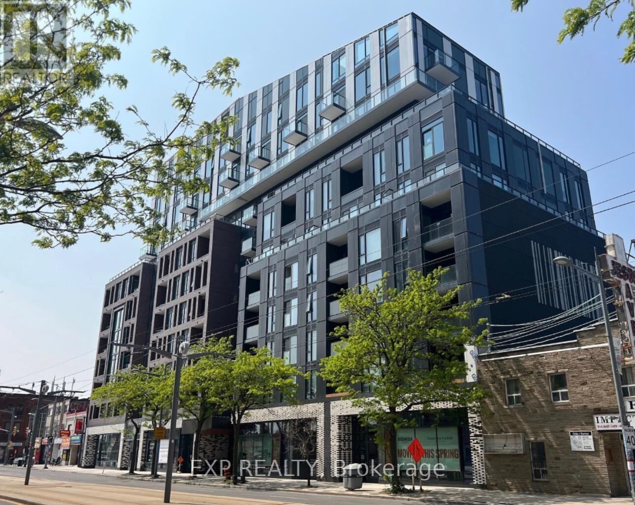 Property Photo:  1808 St Clair Avenue West 305  ON M6N 0C1 
