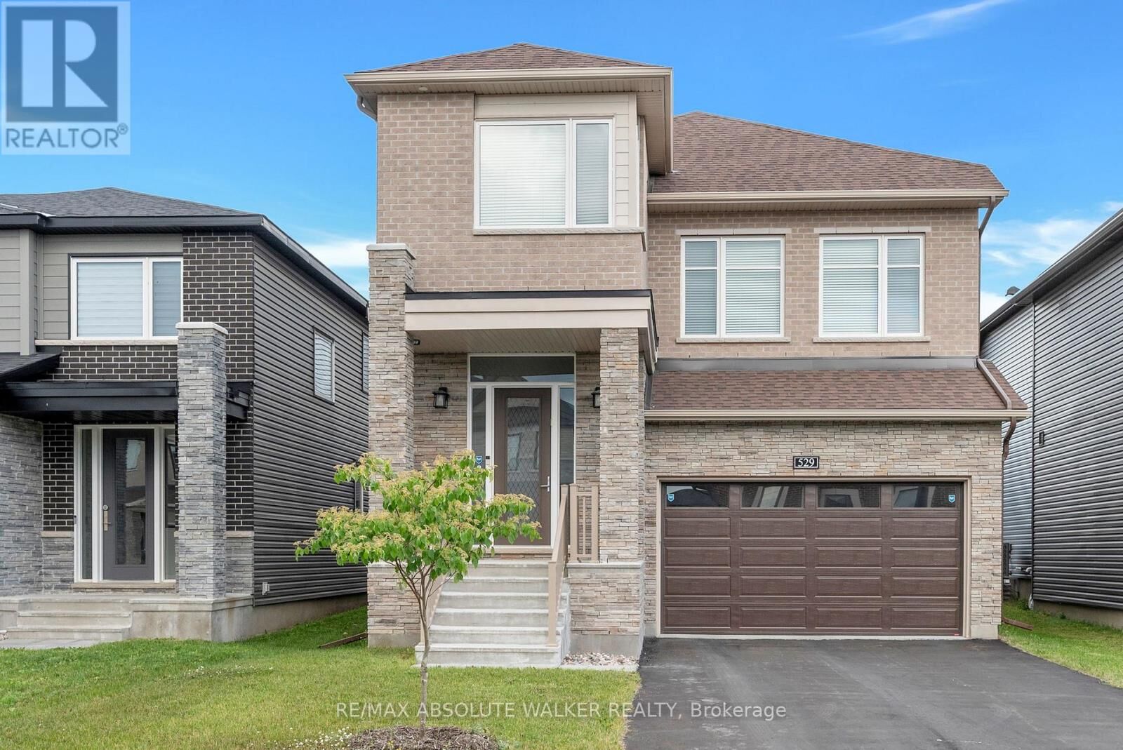 Property Photo:  529 Anchor Circle  ON K4M 0X5 