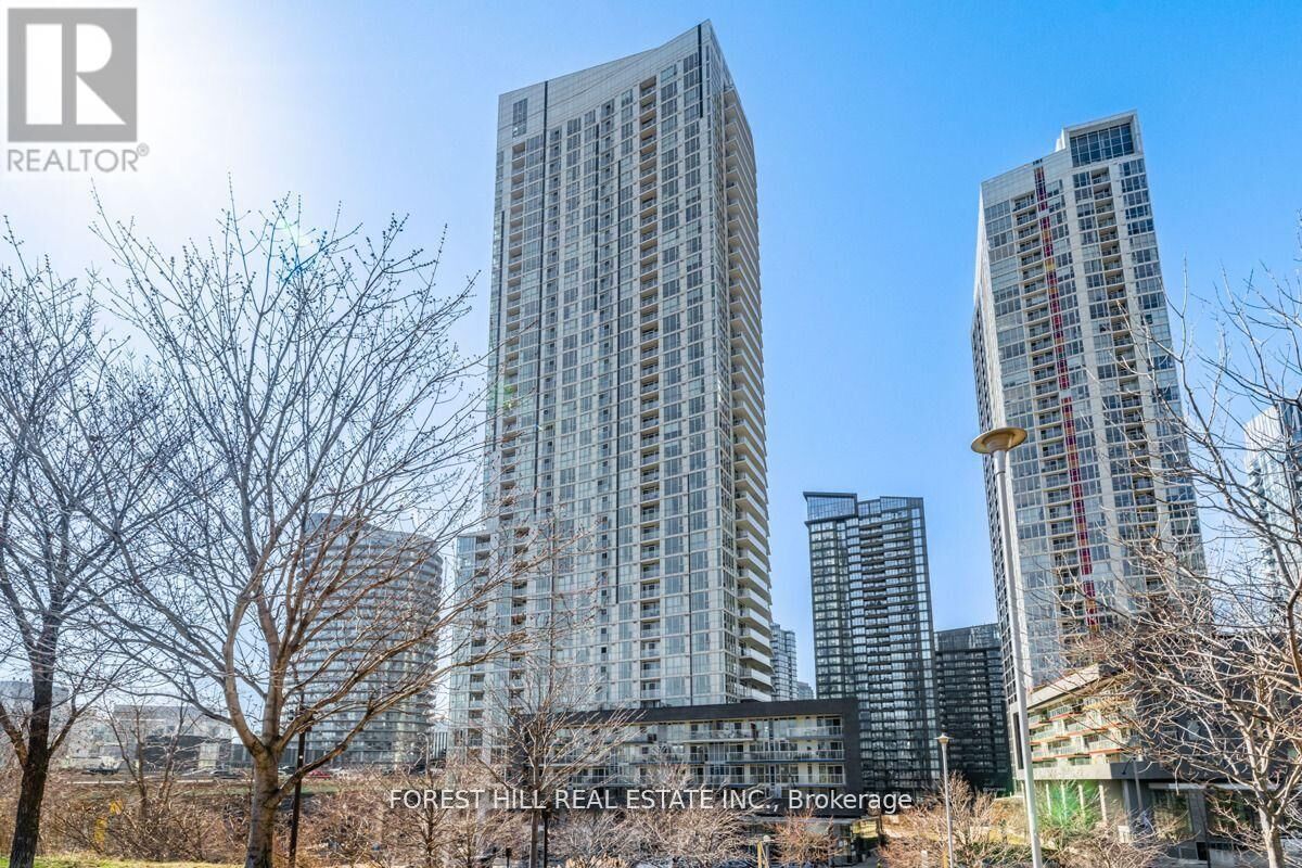 Property Photo:  75 Queens Wharf Road 3710  ON M5V 0J8 