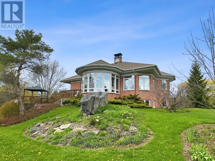 Property Photo:  1049 County Road 23  ON K8N 4Z1 