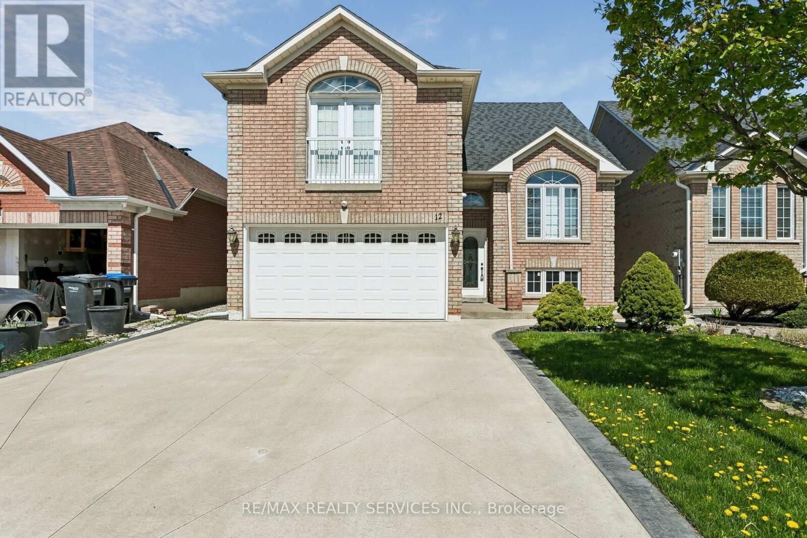 Property Photo:  12 Goldie Avenue  ON L7A 2C8 