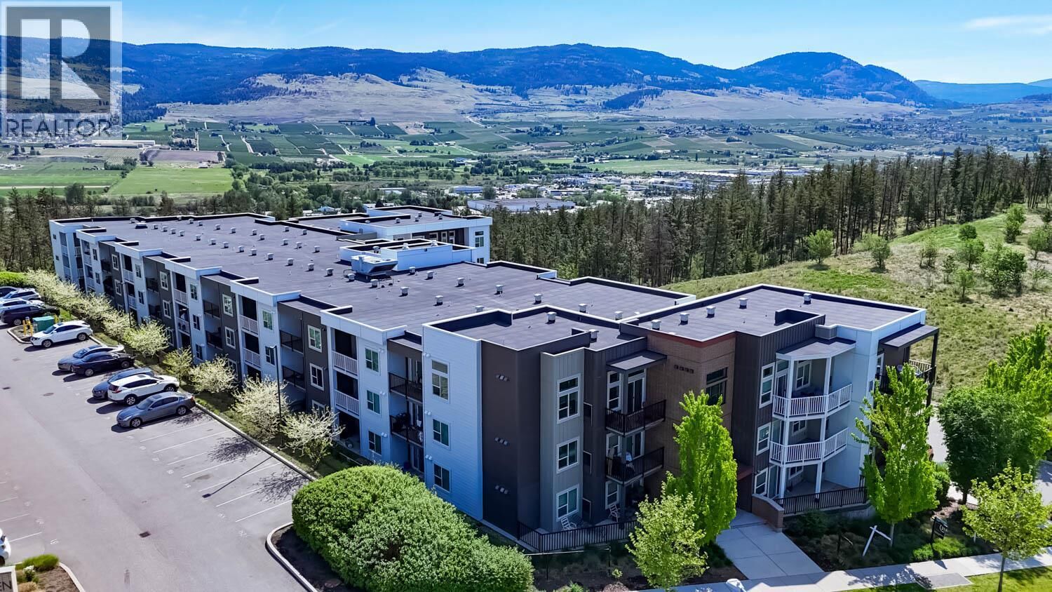 Property Photo:  625 Academy Way 223  BC V1V 0E3 