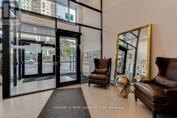 Property Photo:  505 Talbot Street 709  ON N6A 2S6 