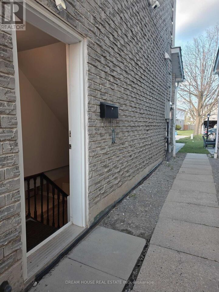 Property Photo:  1566 Marshcourt Drive Basement  ON L1V 6G2 