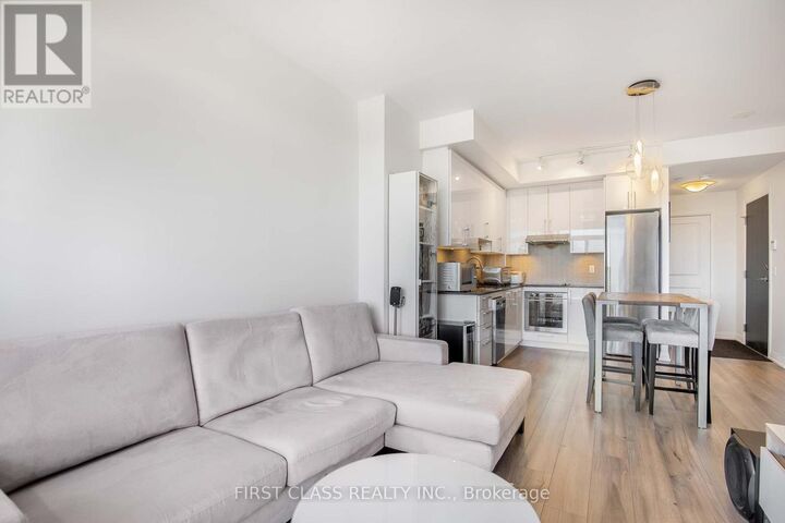 Property Photo:  50 Ann O'Reilly Road 1312  ON M2J 0C9 