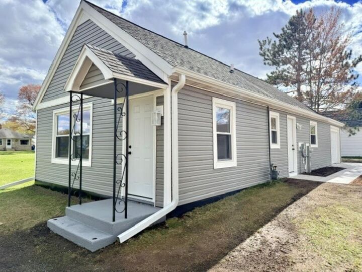 Property Photo:  704 Spruce Street  WI 54452 