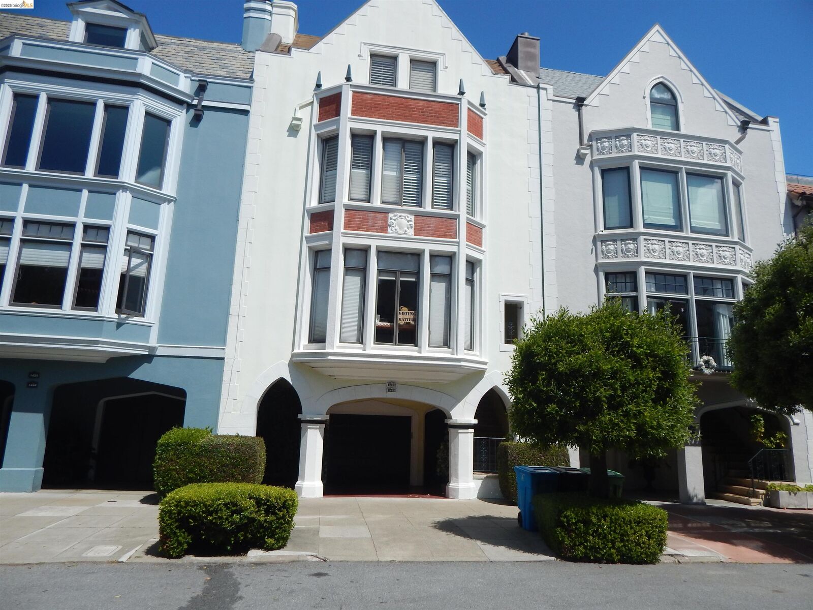 Property Photo: 1448-1450 Jefferson St CA 94123