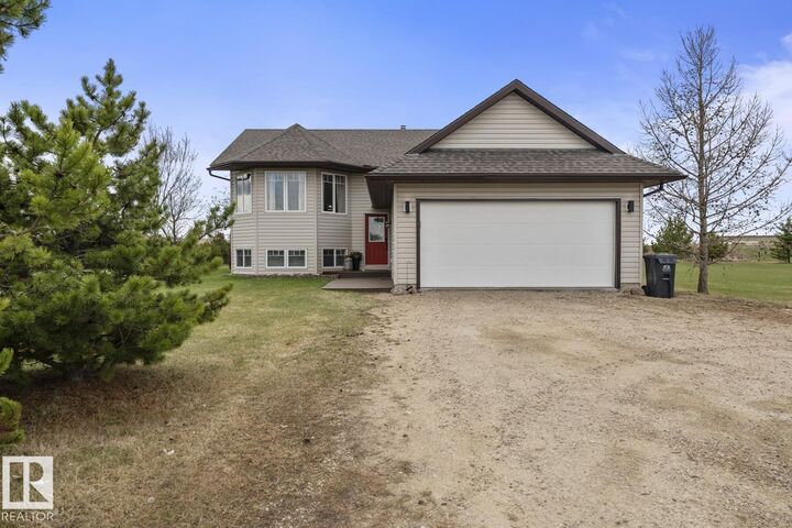 #10 42310 Twp Rd 632 — photo 1