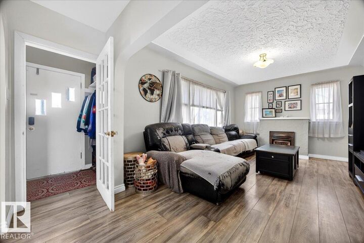 Property Photo: 11645 125 Street NW AB T5M 0N5