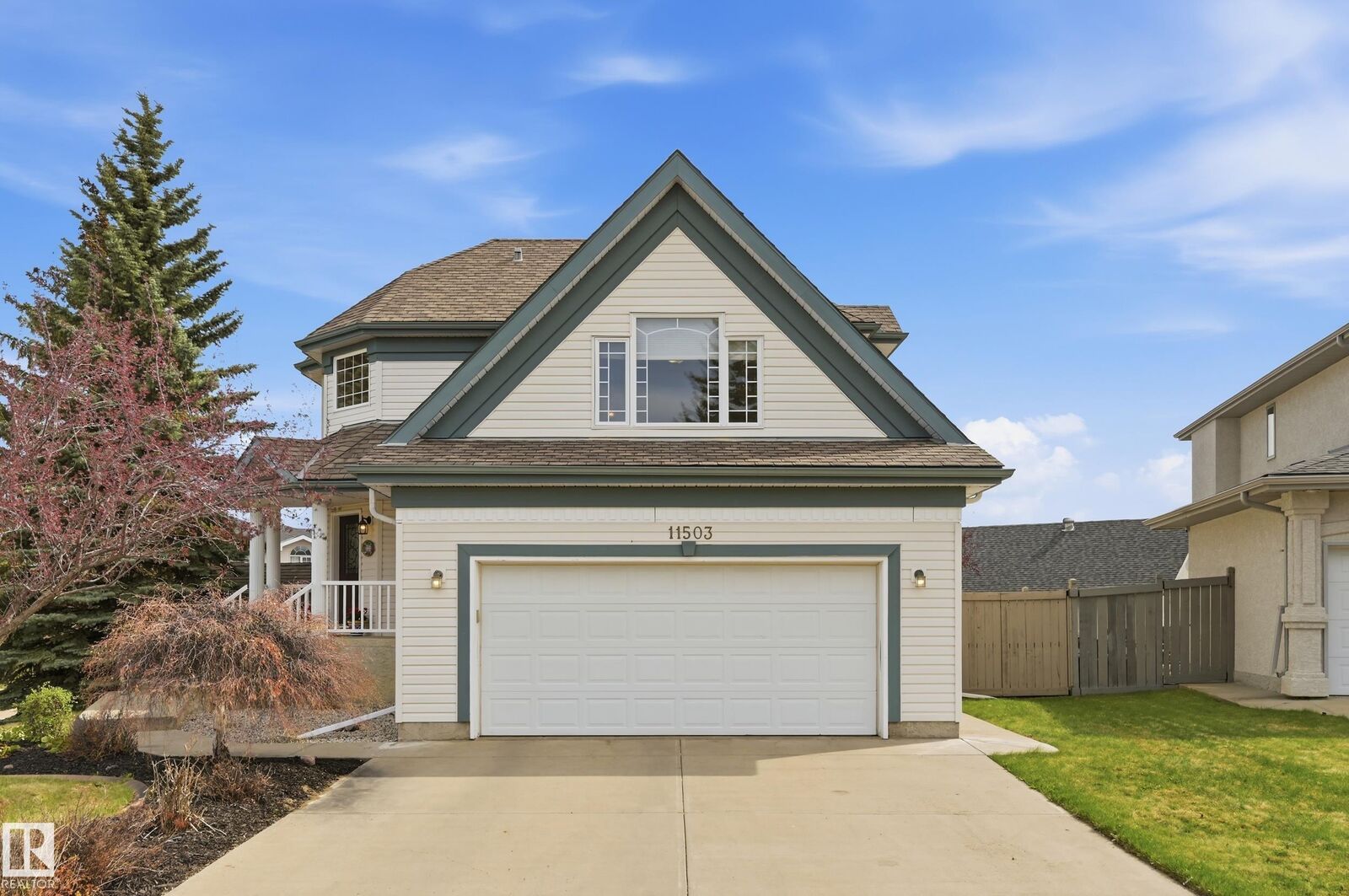 Property Photo:  11503 10 Avenue NW  AB T6J 6Y2 