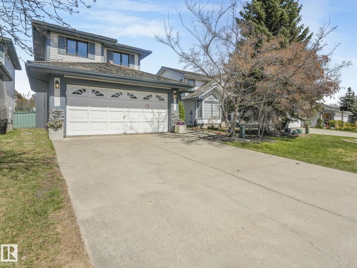 Property Photo:  1060 Wedgewood Boulevard NW  AB T6M 2L6 