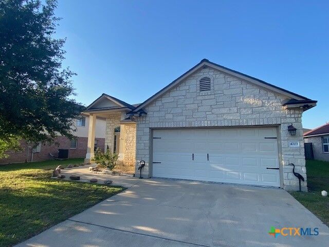 Property Photo: 4703 Golden Gate Drive TX 76549