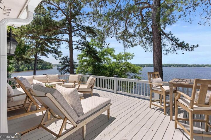 Property Photo: 1641 Vintage Club Drive GA 30642