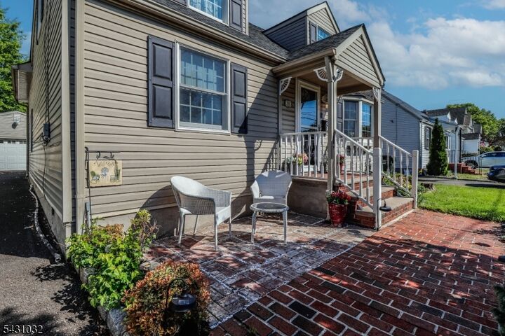 Property Photo:  26 W Cliff Rd  NJ 07067 