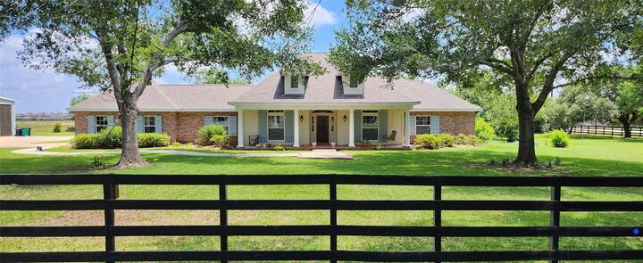 Property Photo:  49 E Kitty Hawk Street  TX 77406 