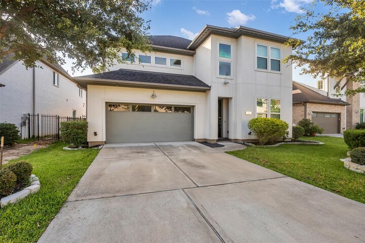 Property Photo: 16 Clearview Terrace Place TX 77375