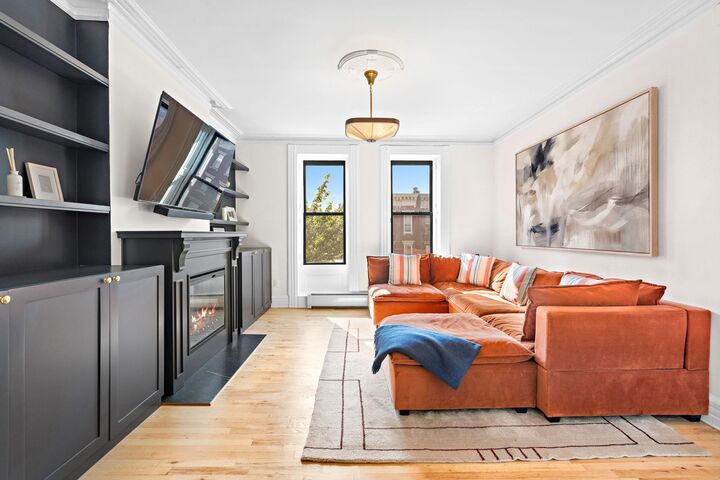 Property Photo:  819 Washington St 4  NJ 07030 