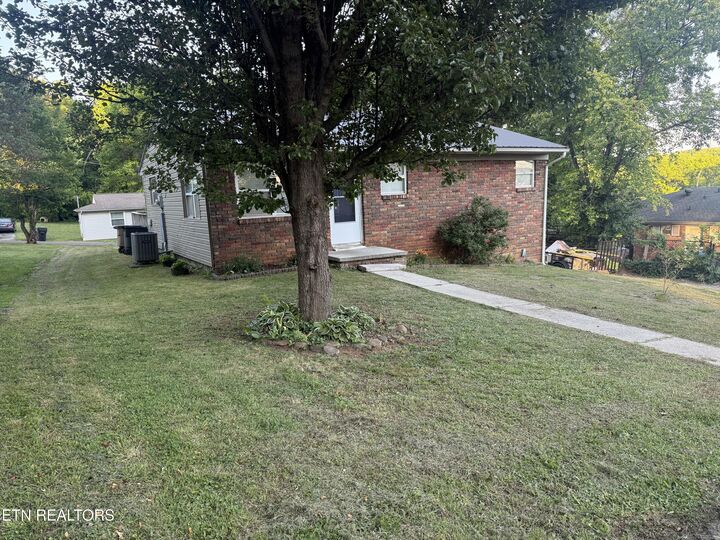 Property Photo:  1108 Leconte Rd  TN 37914 