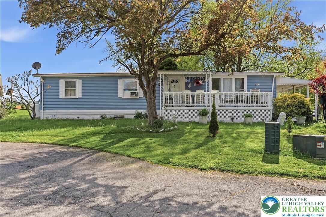 Property Photo:  8743 Turkey Ridge Road  PA 18031 