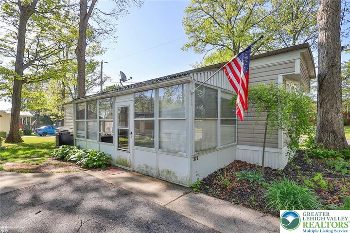 Property Photo:  372 Black Oak Lane  PA 18014 