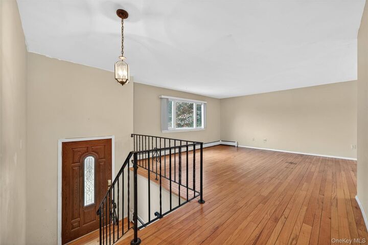Property Photo:  126 Rolling Meadows Road  NY 10940 