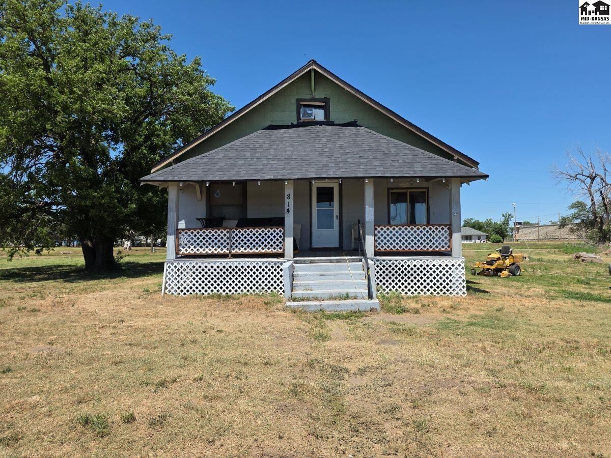 Property Photo: 814 Cole St. KS 67501