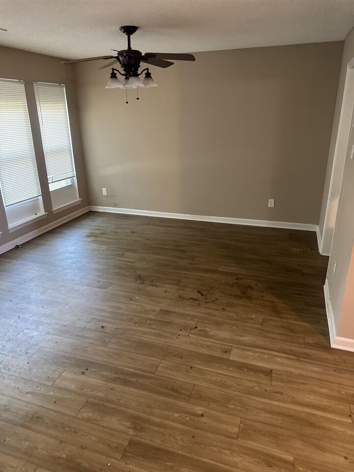 Property Photo:  1609 Red Barn Dr  TN 38016 