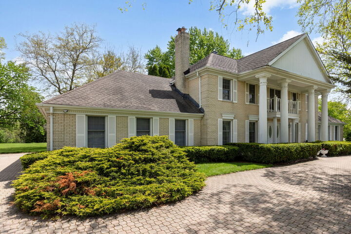 Property Photo:  7 Willow Bay Drive  IL 60010 