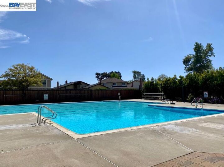 Property Photo:  5812 Alderbrook Ct  CA 94552 