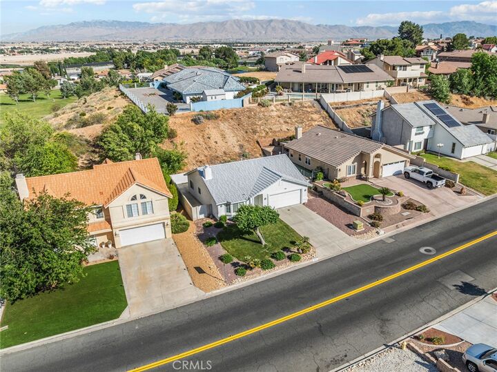 Property Photo:  18225 Kalin Ranch  CA 92395 