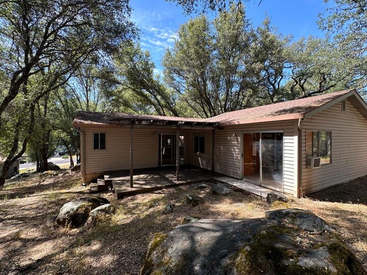 Property Photo:  11457 Sandpiper Way  CA 95946 
