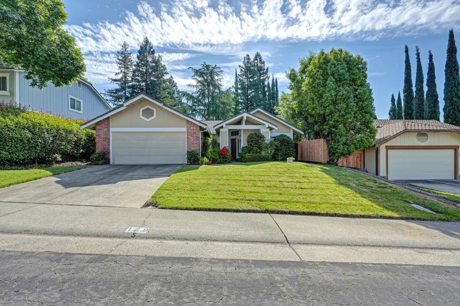 Property Photo: 129 Rambling Drive CA 95630