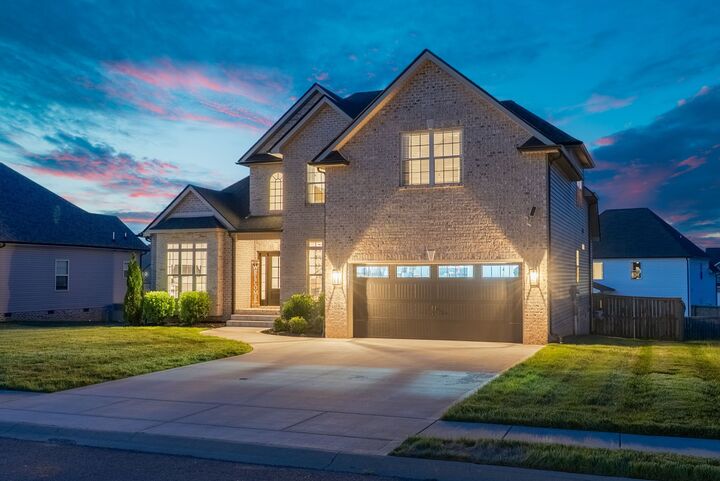 Property Photo: 238 Cotoneaster Ln TN 37043