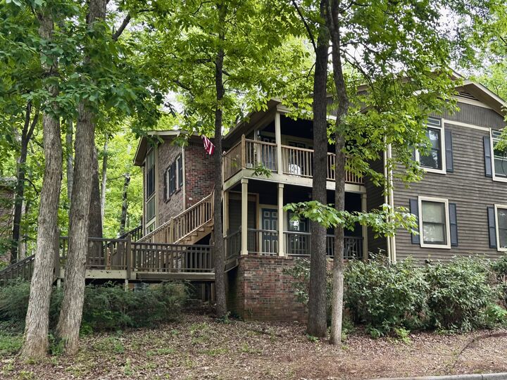 Property Photo:  2002 Greenwood Pl SW  AL 35802 