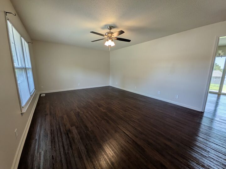 Property Photo:  809 Margret Dr  TN 37042 