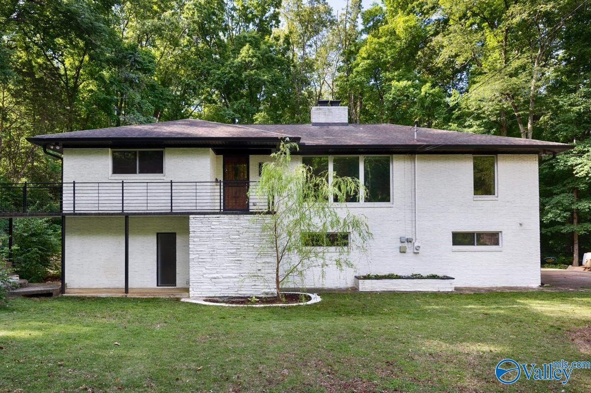 Property Photo:  702 Drake Avenue SE  AL 35801 