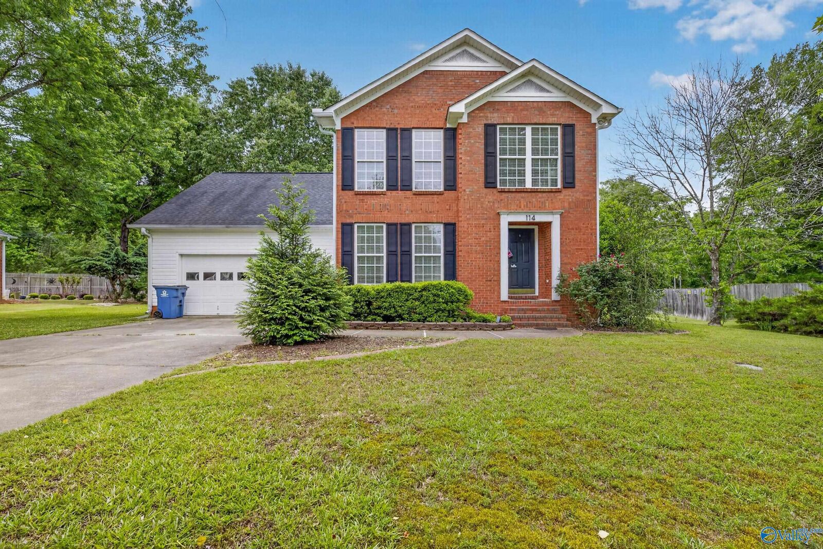 Property Photo:  114 Royal Troon Drive  AL 35906 
