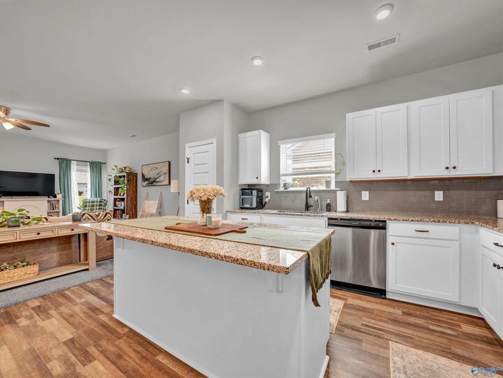 Property Photo:  27111 Rabbit Run  AL 35613 