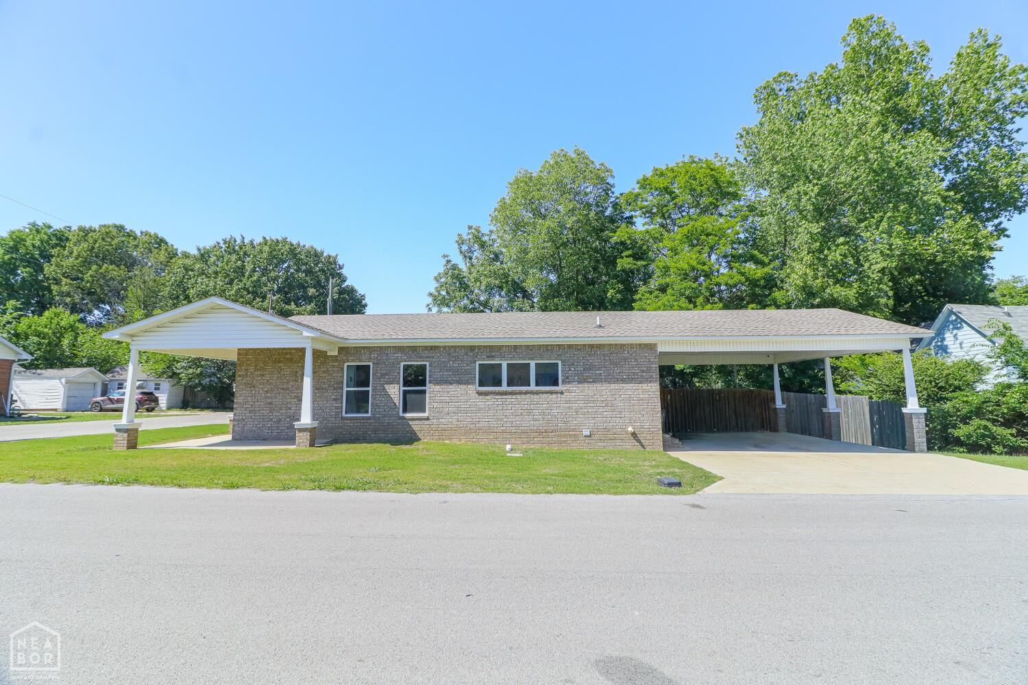 Property Photo: 1014 Walnut AR 72401