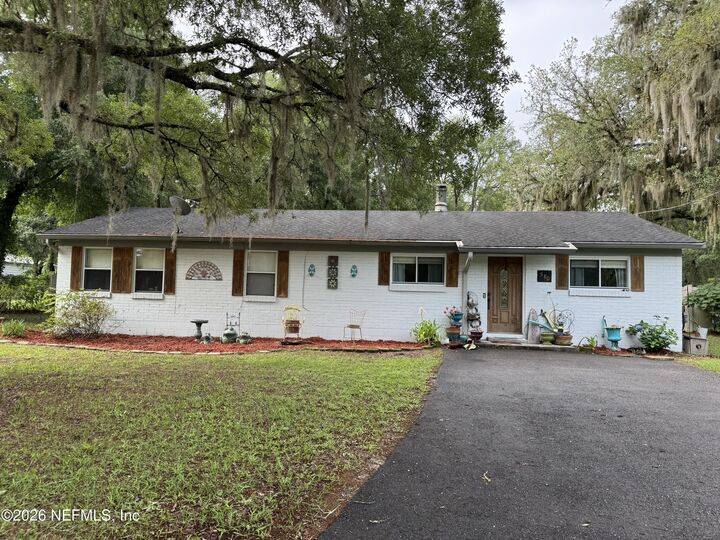 Property Photo:  580 Arthur Moore Drive  FL 32043 
