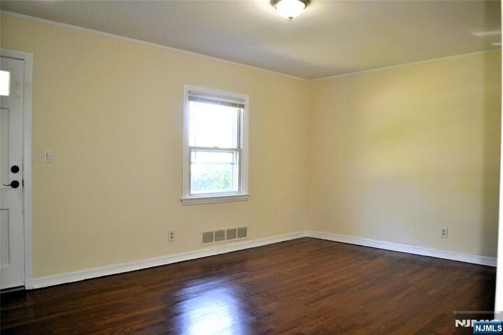 Property Photo:  495 Mount Prospect Avenue  NJ 07012 
